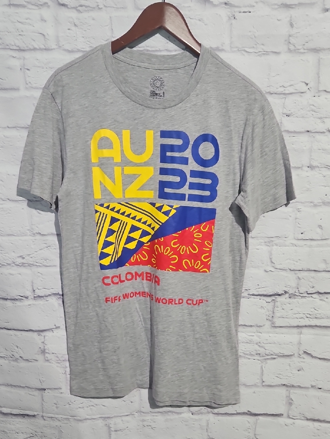 Colombia Au20 Nz23 Gray Graphic Short Sleeve Tee